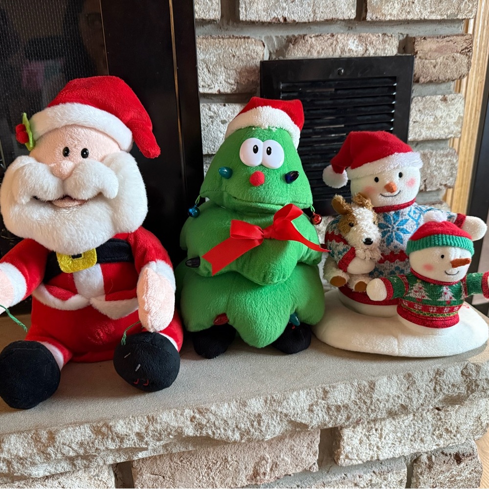 Hallmark Holiday Decor Set of 3